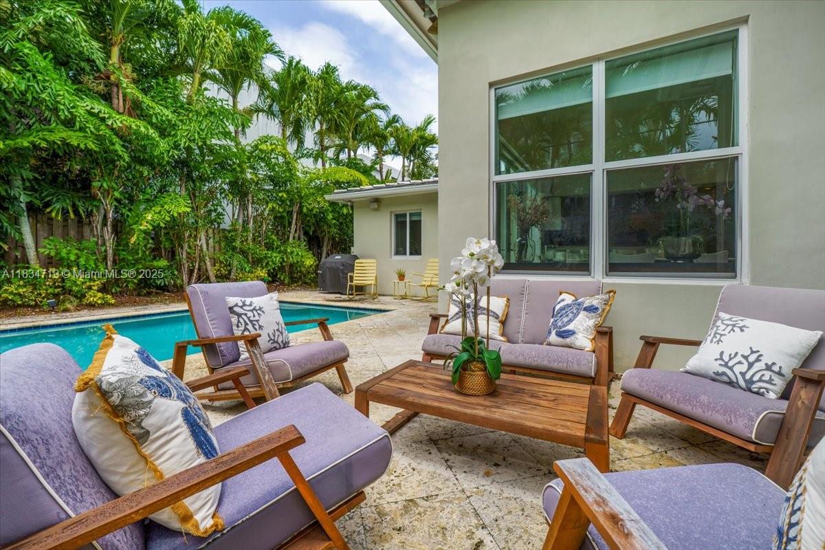 TROPICAL ISLE HOMES SUB 1 - Residential Lease