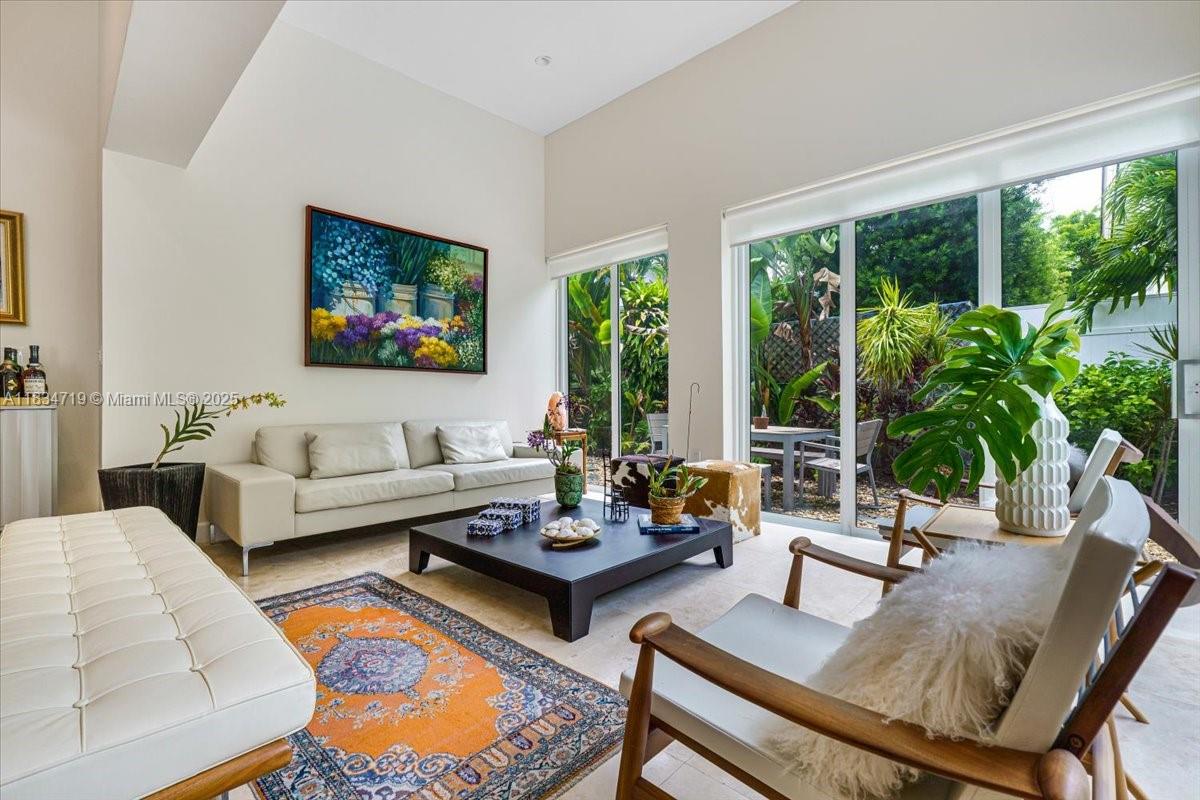 435 Ridgewood Road