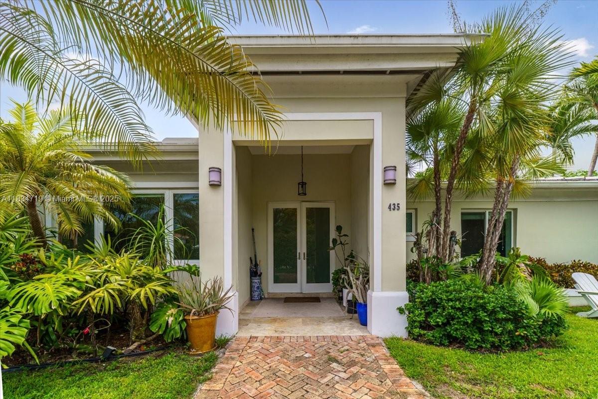435 Ridgewood Road