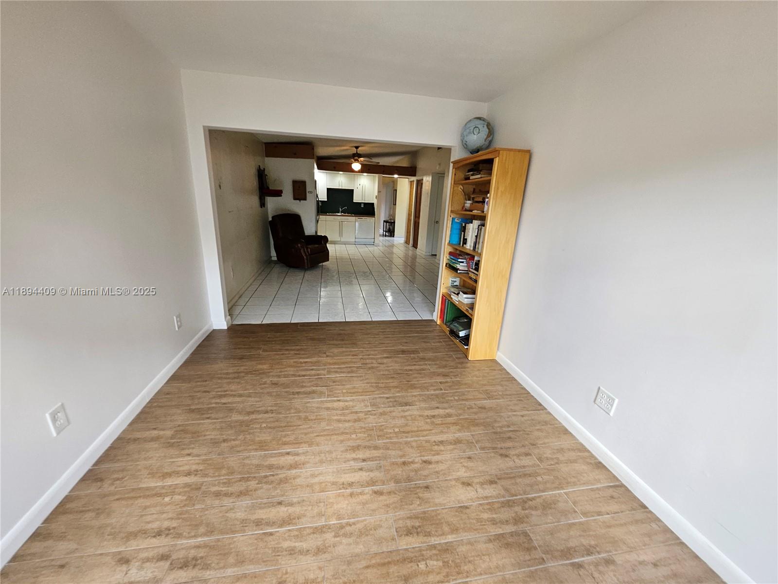 CREEKSIDE VILLAS SEC TWO - Residential