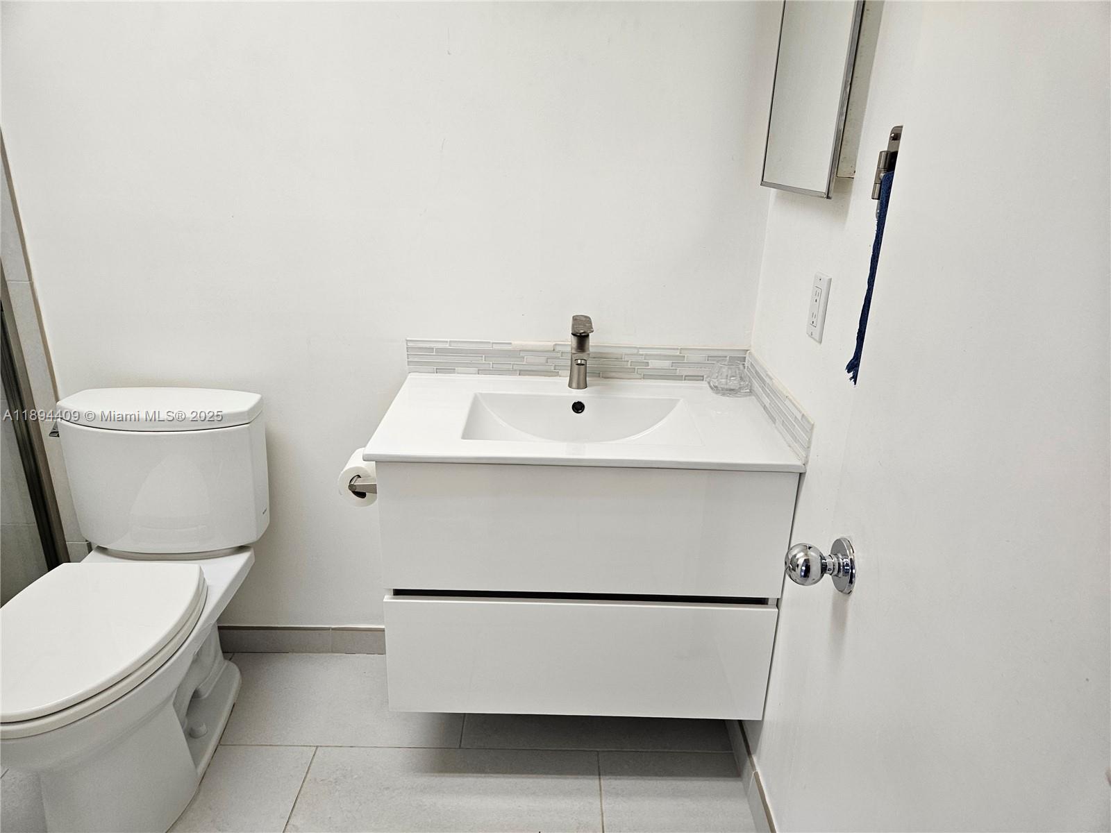 CREEKSIDE VILLAS SEC TWO - Residential