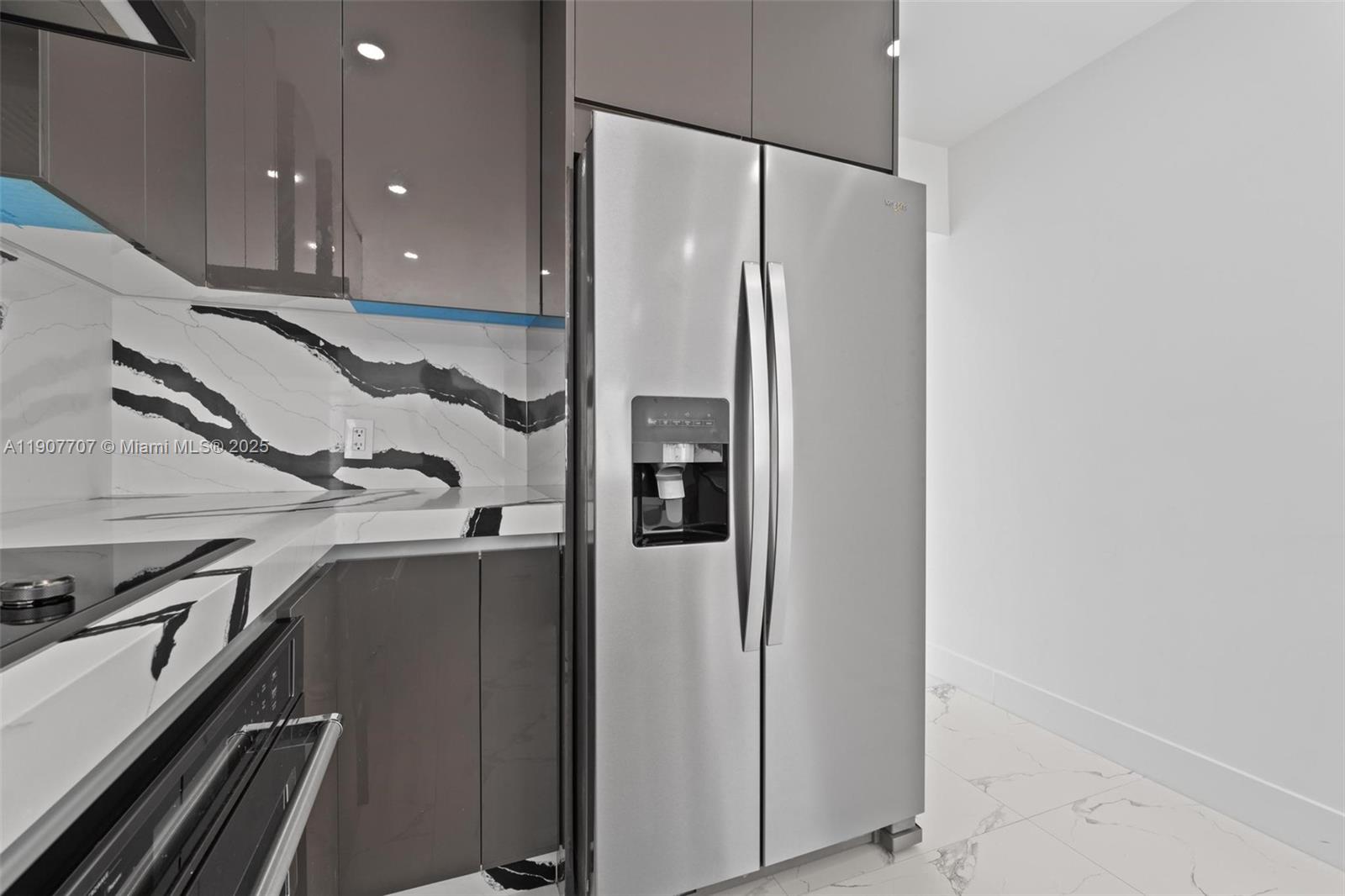 BIRD RD HIGHLANDS - Residential Lease