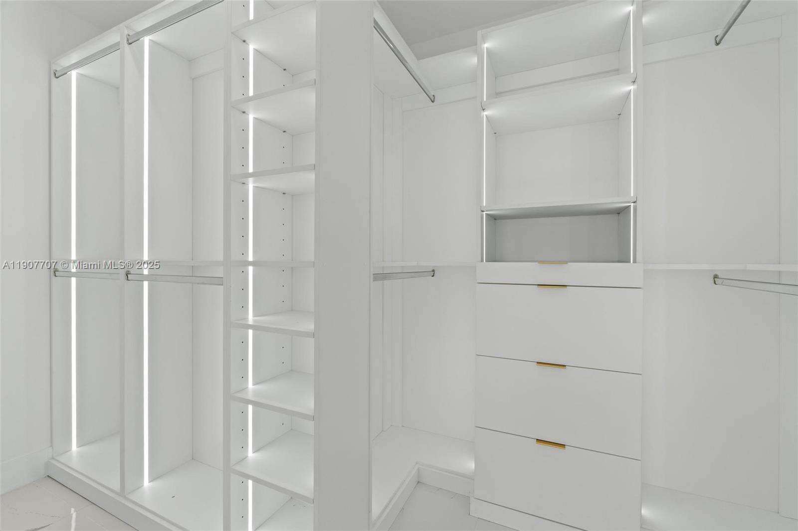 BIRD RD HIGHLANDS - Residential Lease