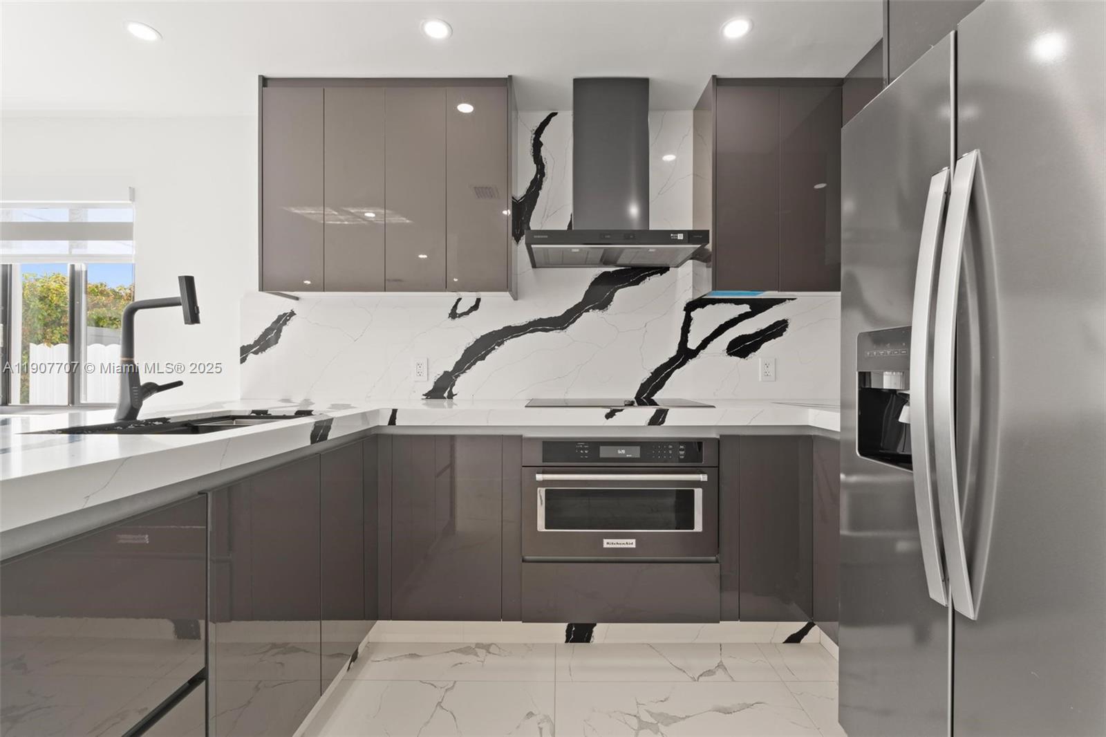 BIRD RD HIGHLANDS - Residential Lease