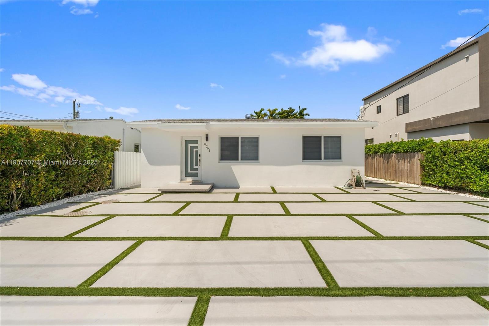 BIRD RD HIGHLANDS - Residential Lease