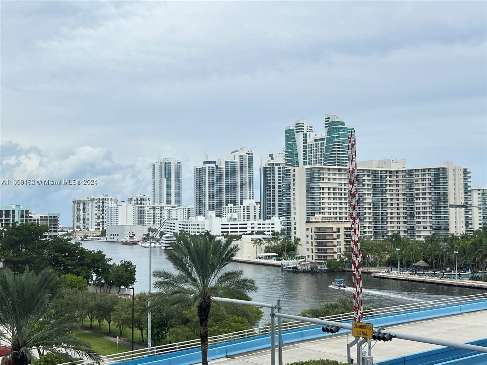 BEACHWALK CONDOMINIUM - Residential