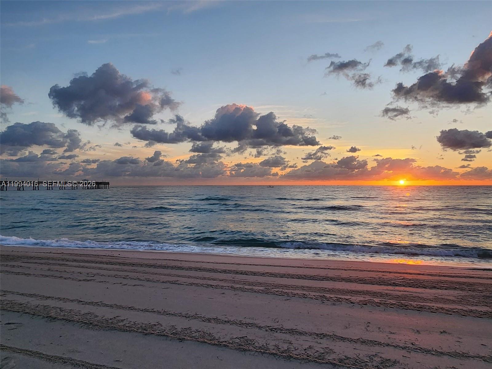 DANIANS SOUTH CONDO - Residential