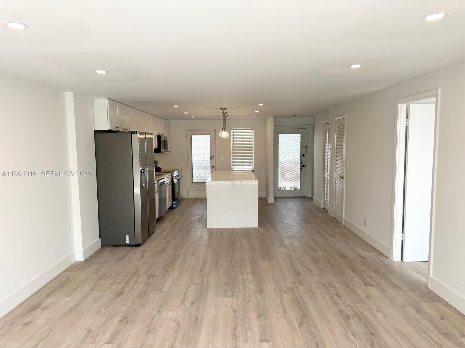 DANIANS SOUTH CONDO - Residential