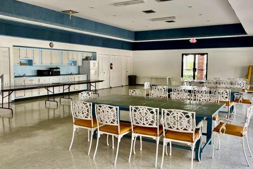 DANIANS SOUTH CONDO - Residential