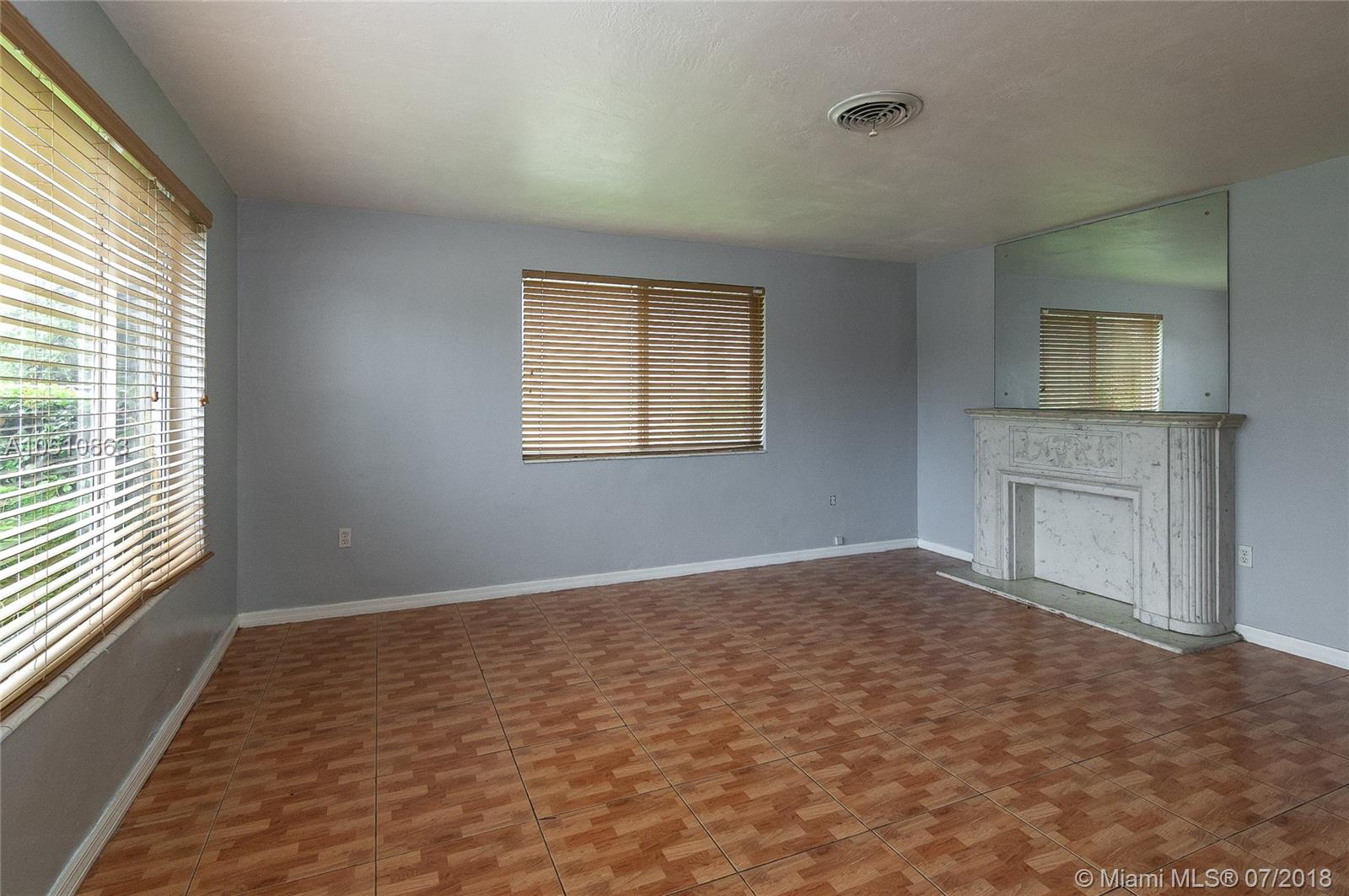 STEPHEN MANOR - Residential