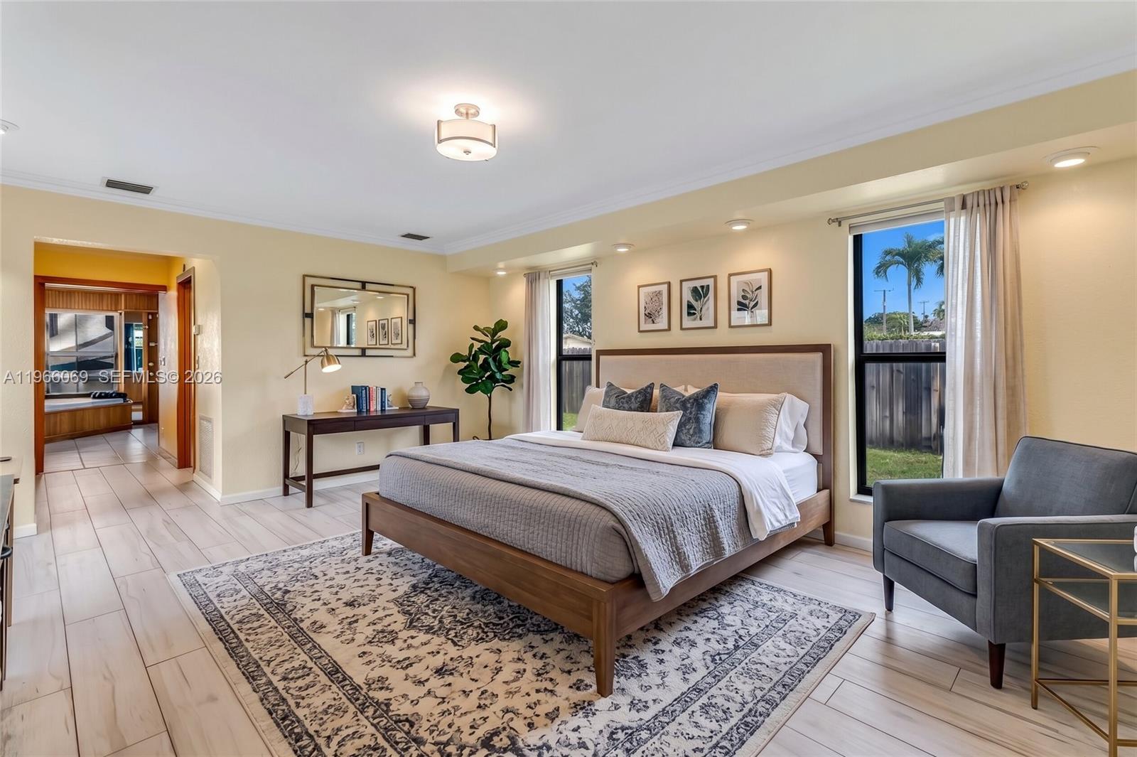 HOLLYWOOD HILLS SECOND AD - Residential