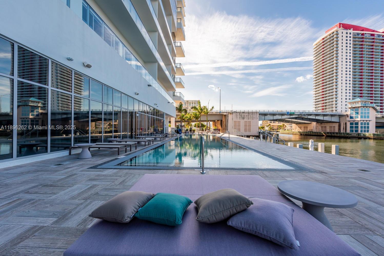 4010 SOUTH OCEAN CONDO - Residential Lease