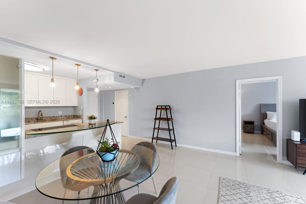 Photo of 155 Ocean Lane Dr #407, Key Biscayne, FL 33149 (MLS # A11952766)