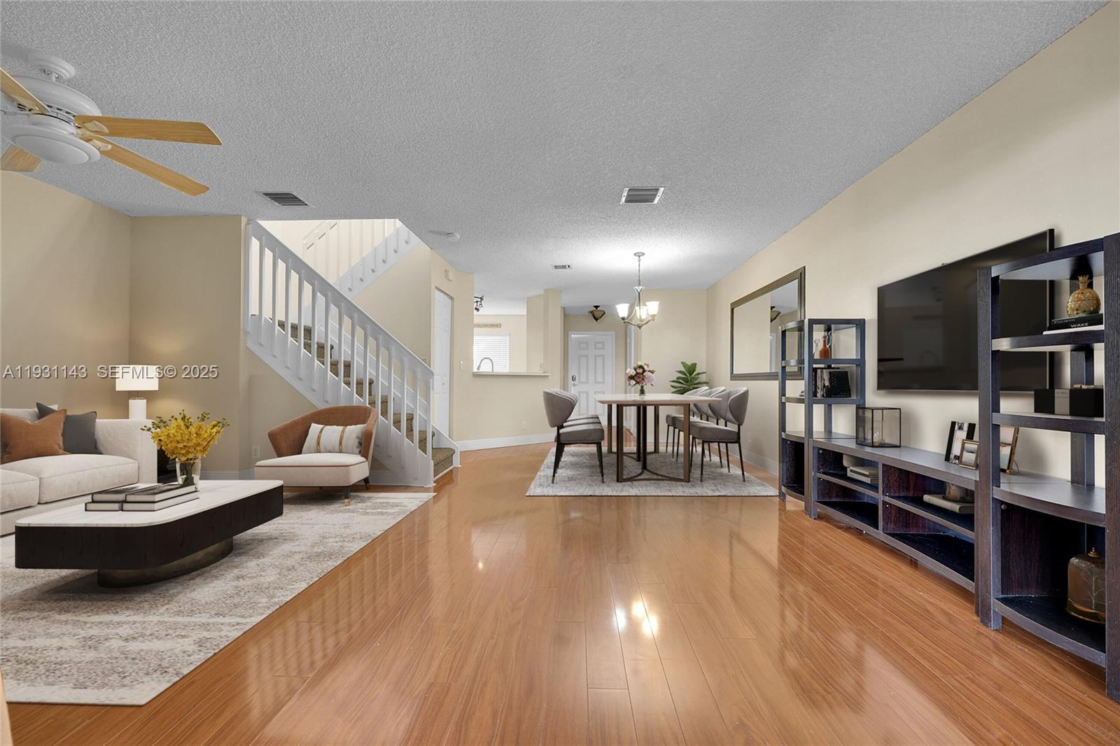 View photos, virtual tours, details... 1121 SW 44th Ave