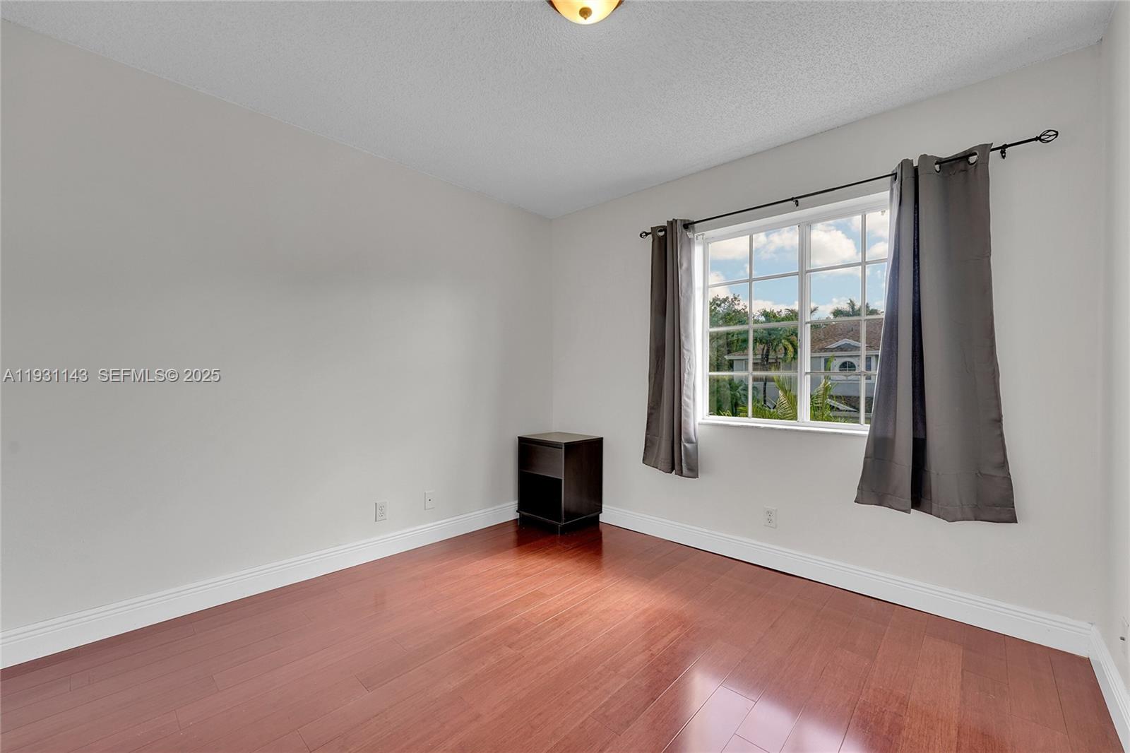 OLYMPIA & YORK RESIDENTIA - Residential