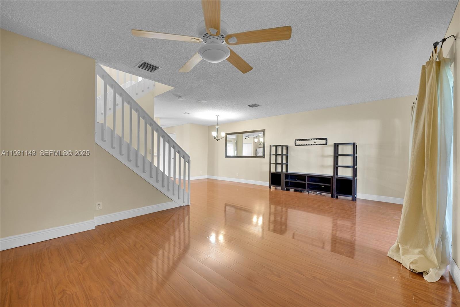 OLYMPIA & YORK RESIDENTIA - Residential