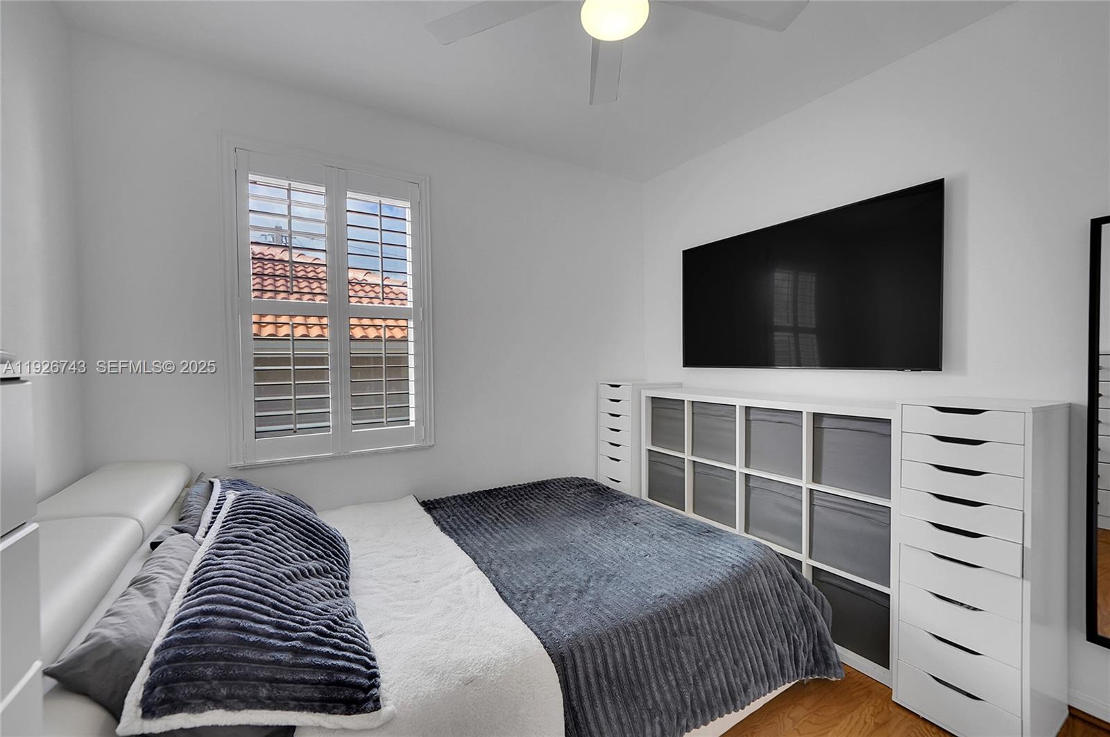 WEST LAKE VILLAGE PLAT - Residential