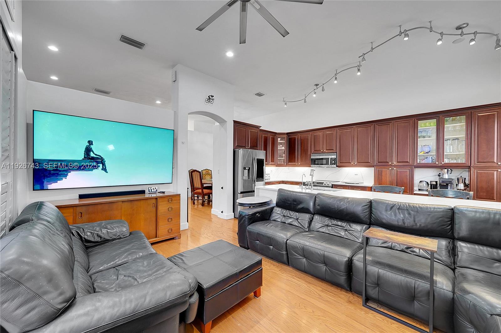 WEST LAKE VILLAGE PLAT - Residential