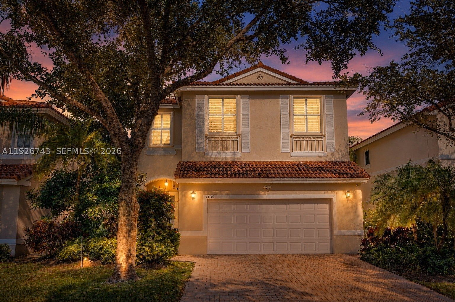 1135 Satinleaf St, Hollywood FL 33019