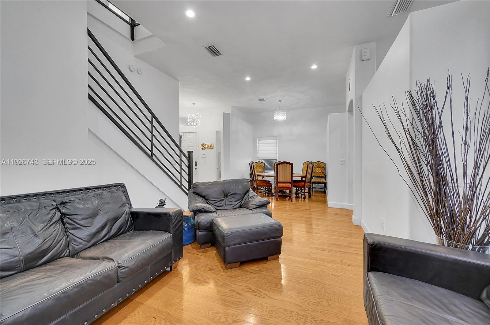 WEST LAKE VILLAGE PLAT - Residential