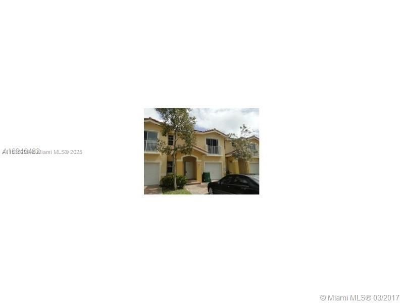 Gated comunity with amenities. Very well located. The best price!