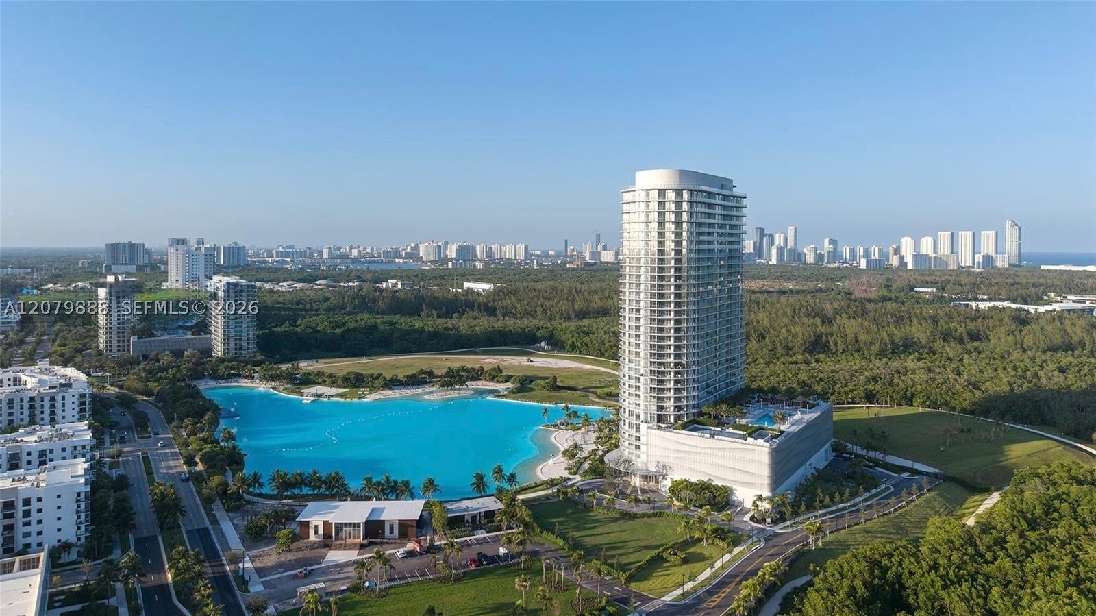 2411 Laguna Circle 810