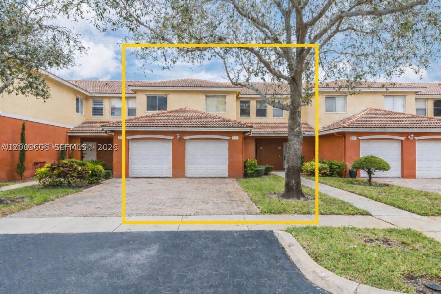 7401 Palomino Dr 114-1