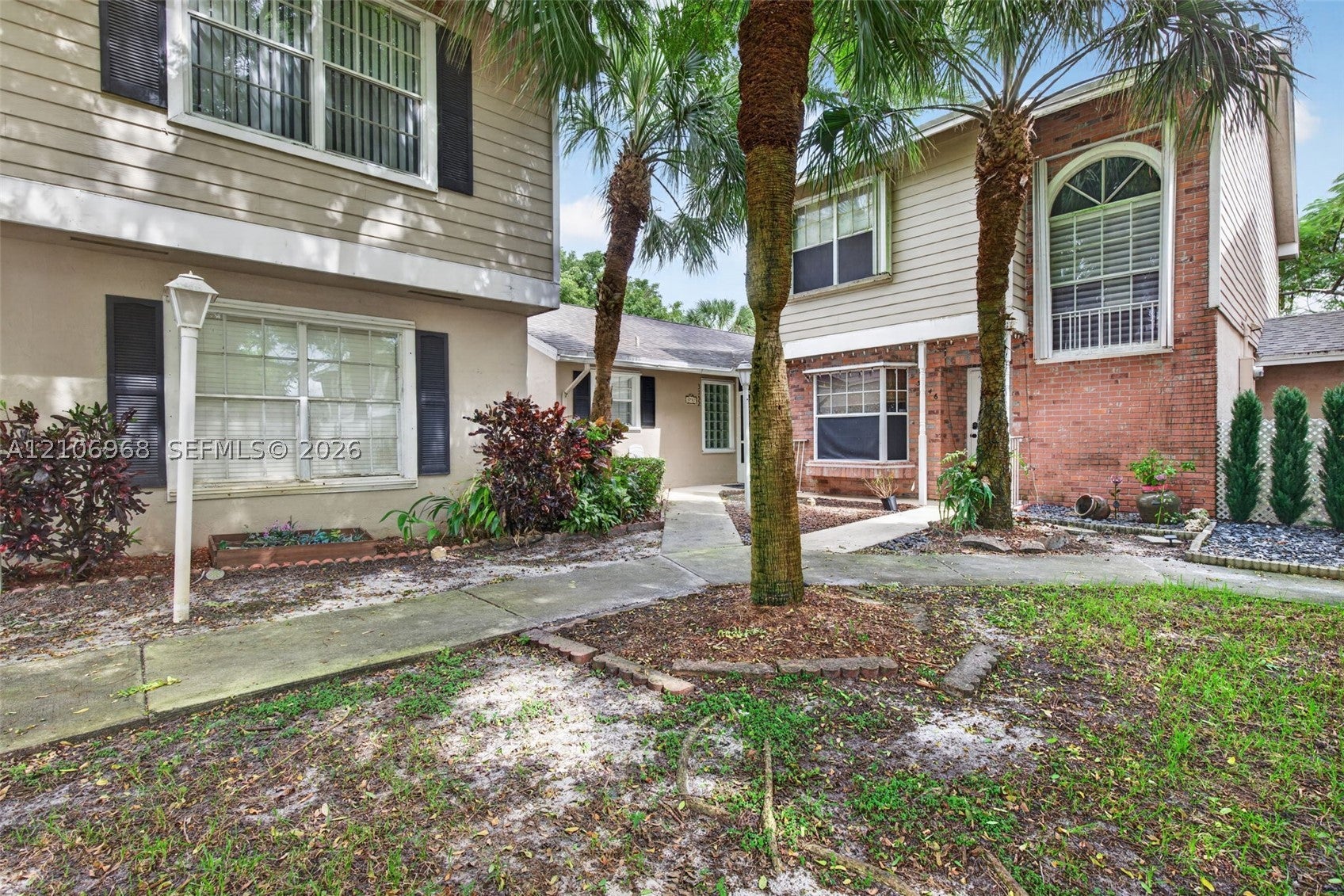 3752 NW 122nd Ter
