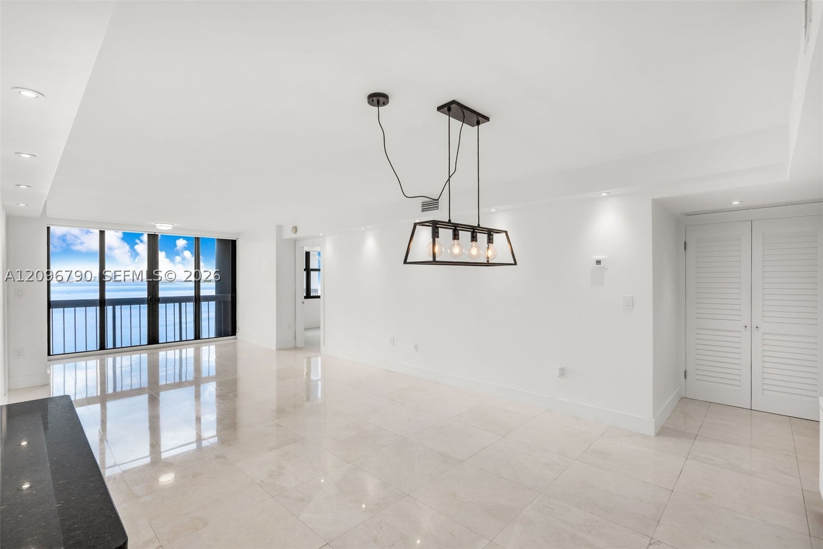 2333 Brickell Ave 1007