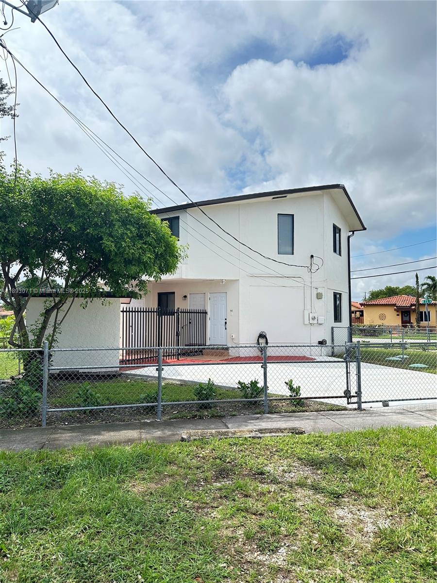 WINONA PARK 1ST ADDN - Residential Lease