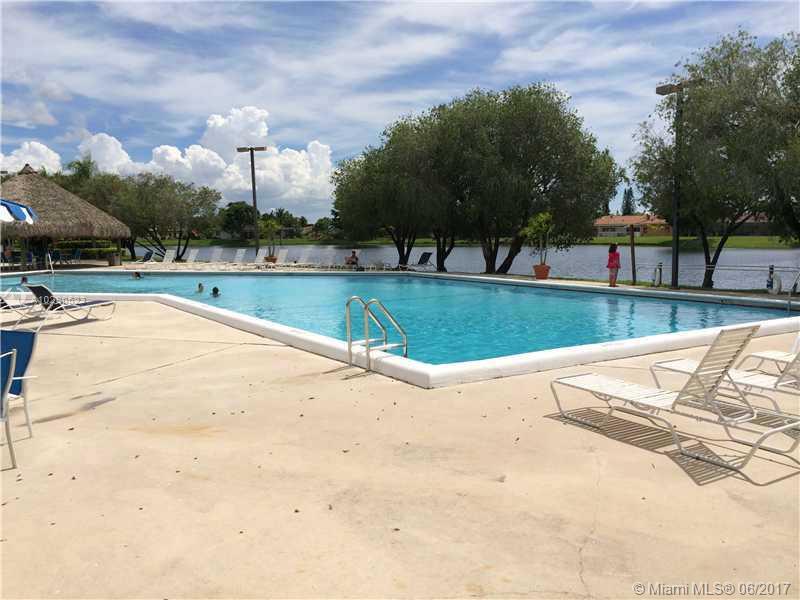 RACQUET CLUB AT BONAVENTU - Residential Lease