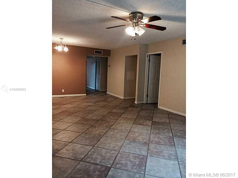 RACQUET CLUB AT BONAVENTU - Residential Lease