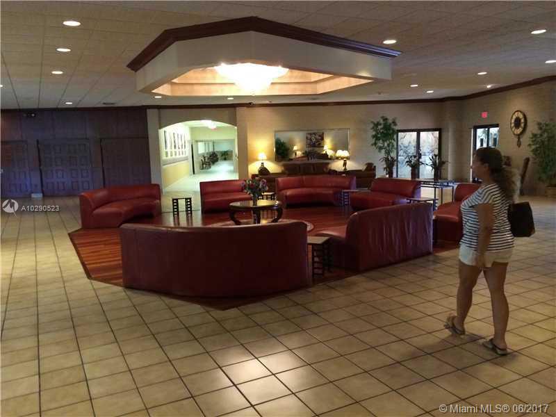 RACQUET CLUB AT BONAVENTU - Residential Lease