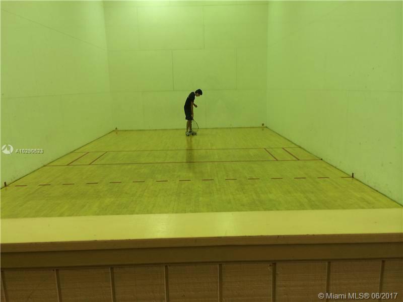 RACQUET CLUB AT BONAVENTU - Residential Lease