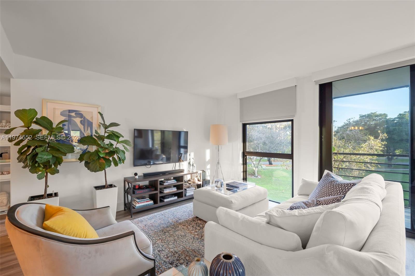 BISCAYA III CONDO - Land