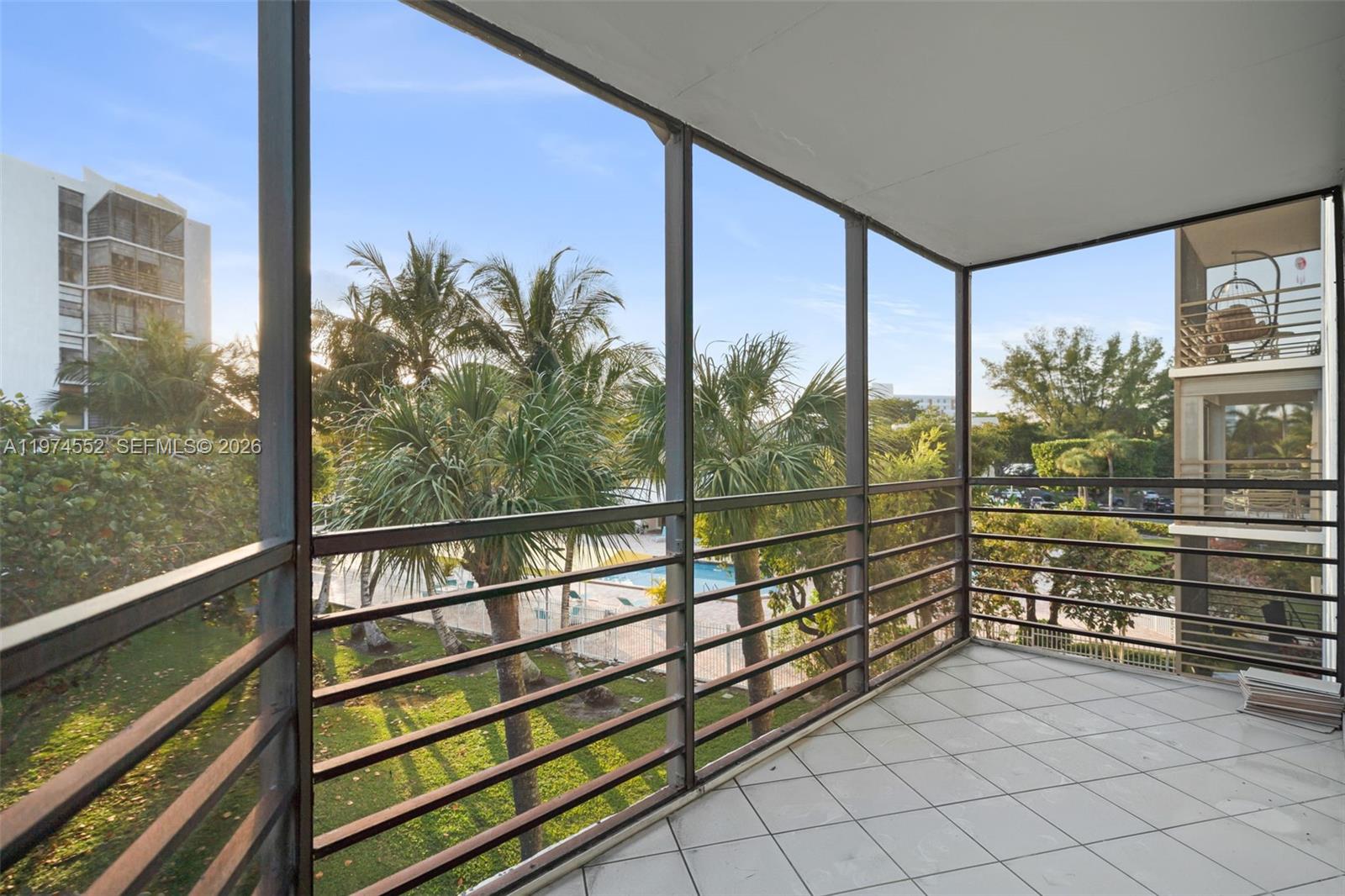 BISCAYA III CONDO - Land