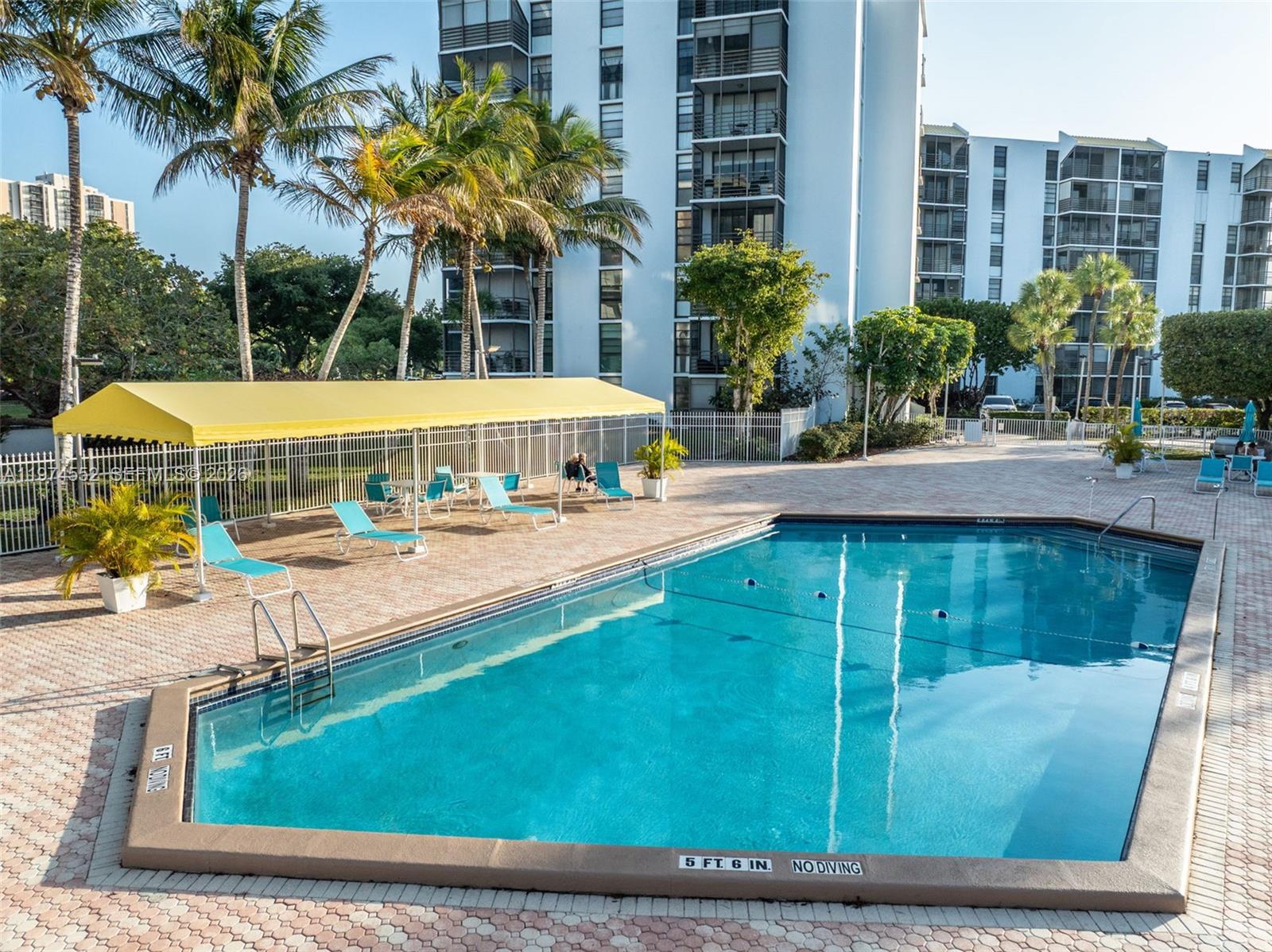 BISCAYA III CONDO - Land