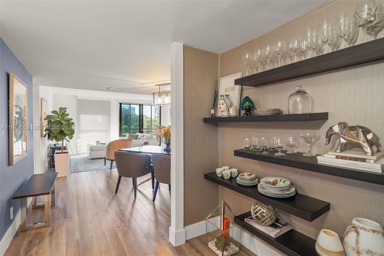 BISCAYA III CONDO - Land