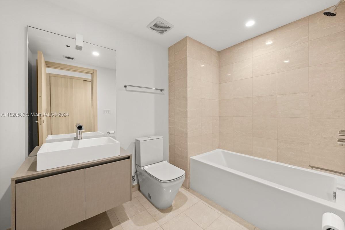 BRICKELL FLATIRON CONDO - Residential Lease