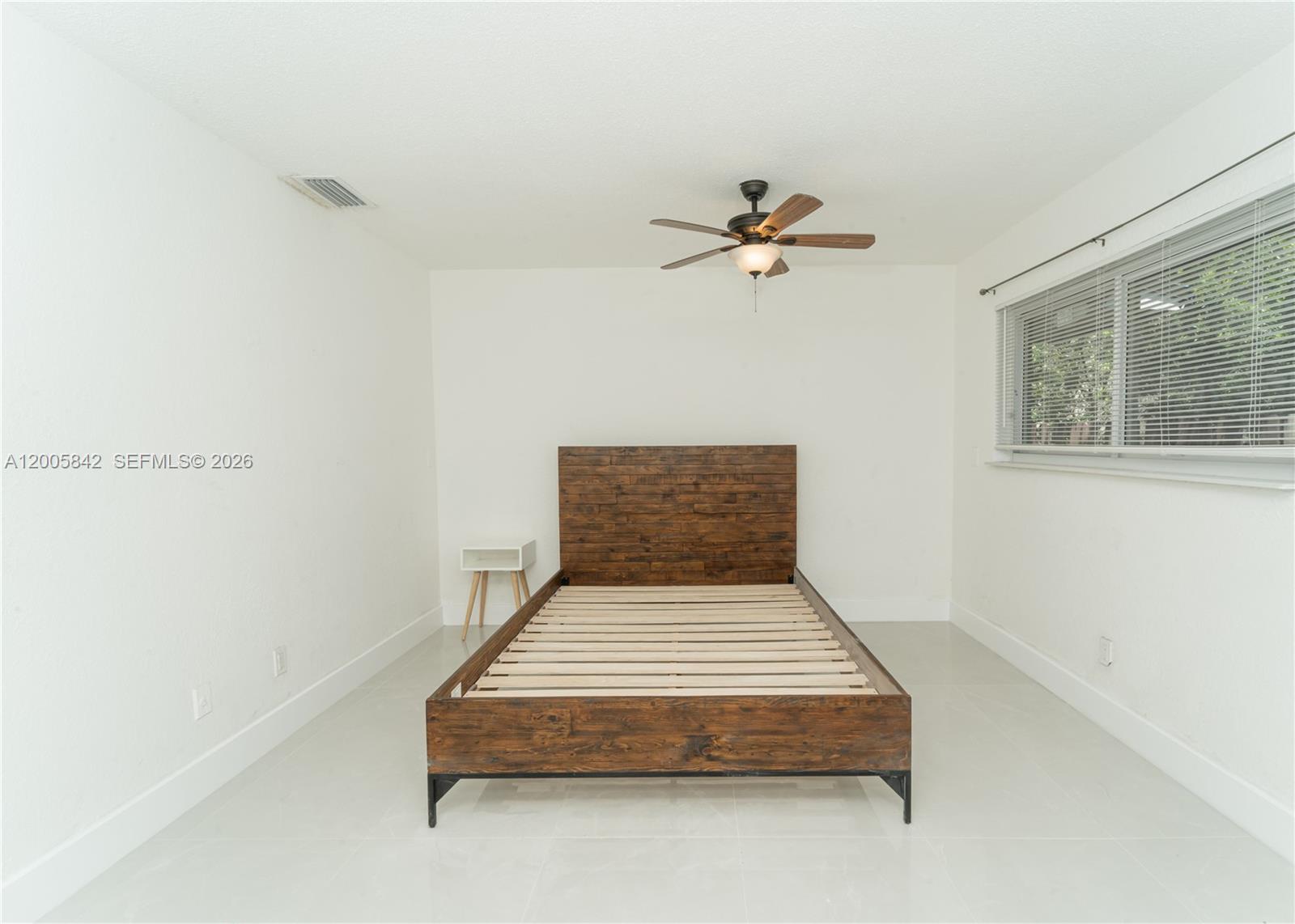 LIBERIA - Residential