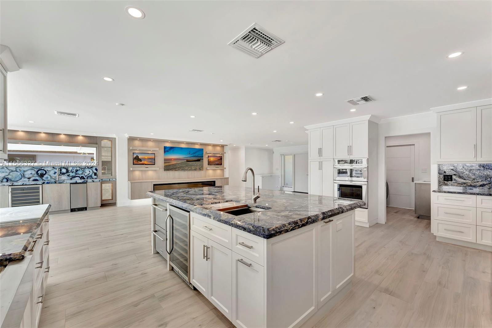 SANTAMARIA HARBOR - Residential