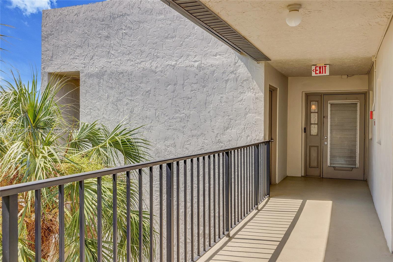 9440 Poinciana Pl 416