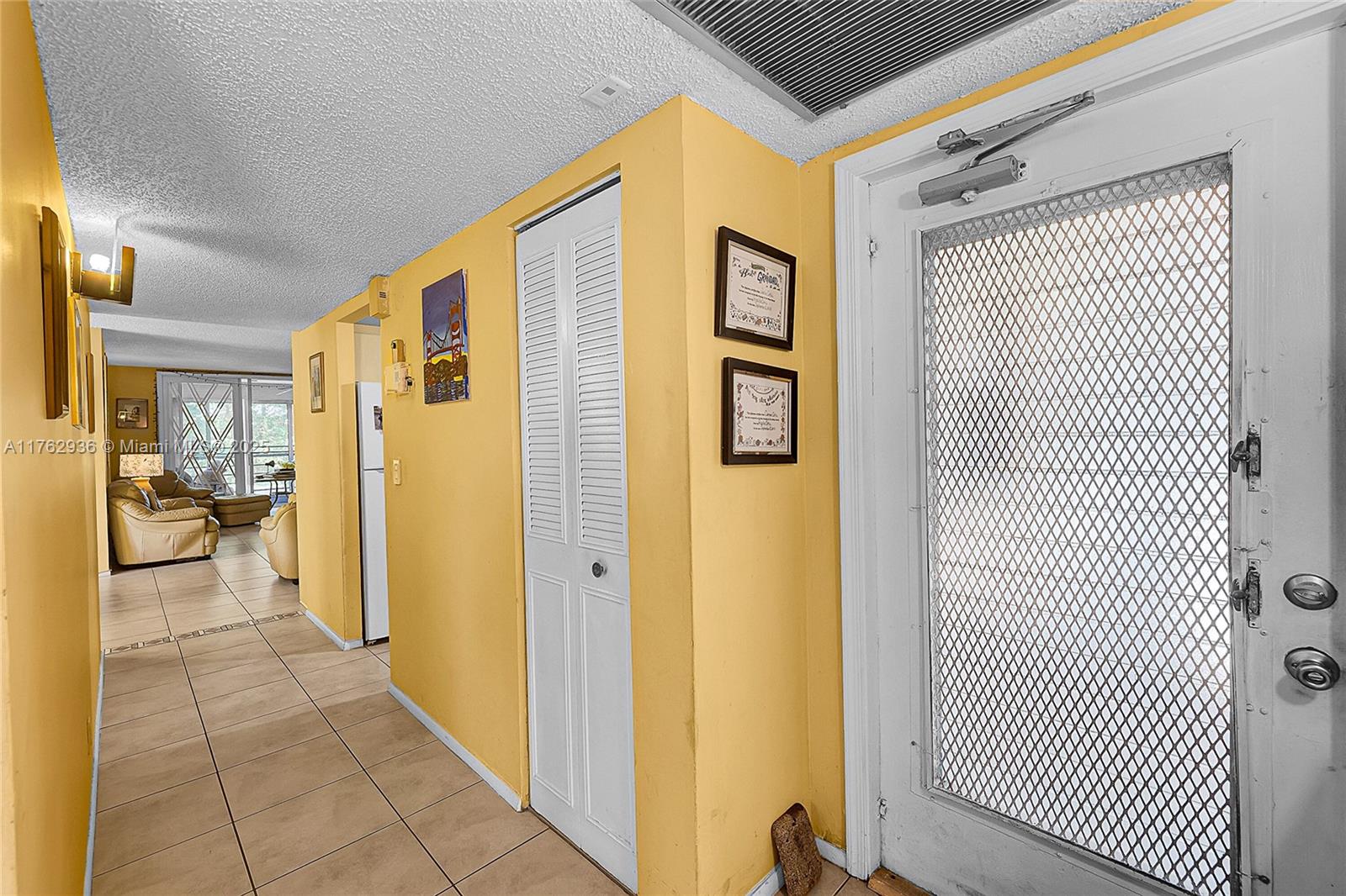 9440 Poinciana Pl 416