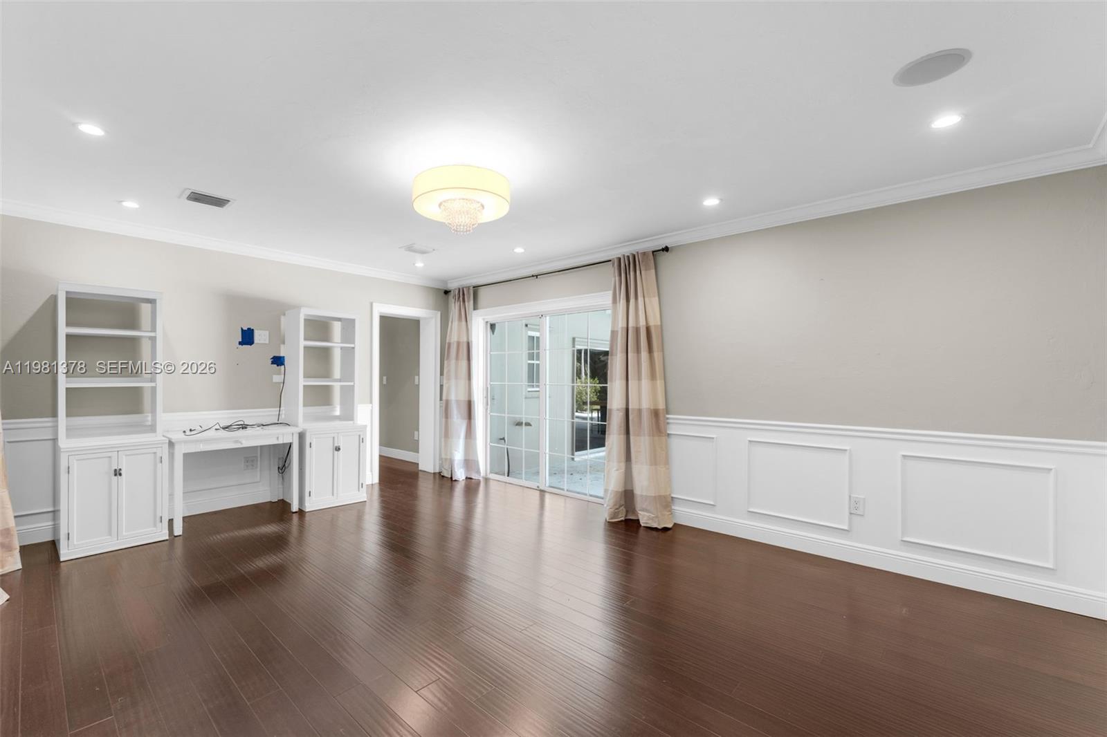 PINE SHORE SEC 1 - Residential