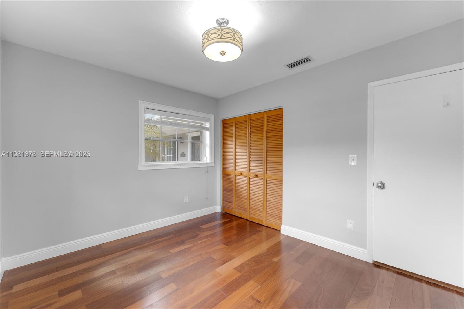 PINE SHORE SEC 1 - Residential