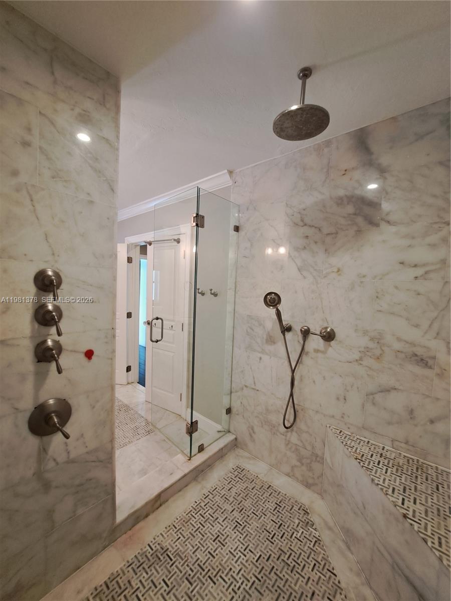 PINE SHORE SEC 1 - Residential