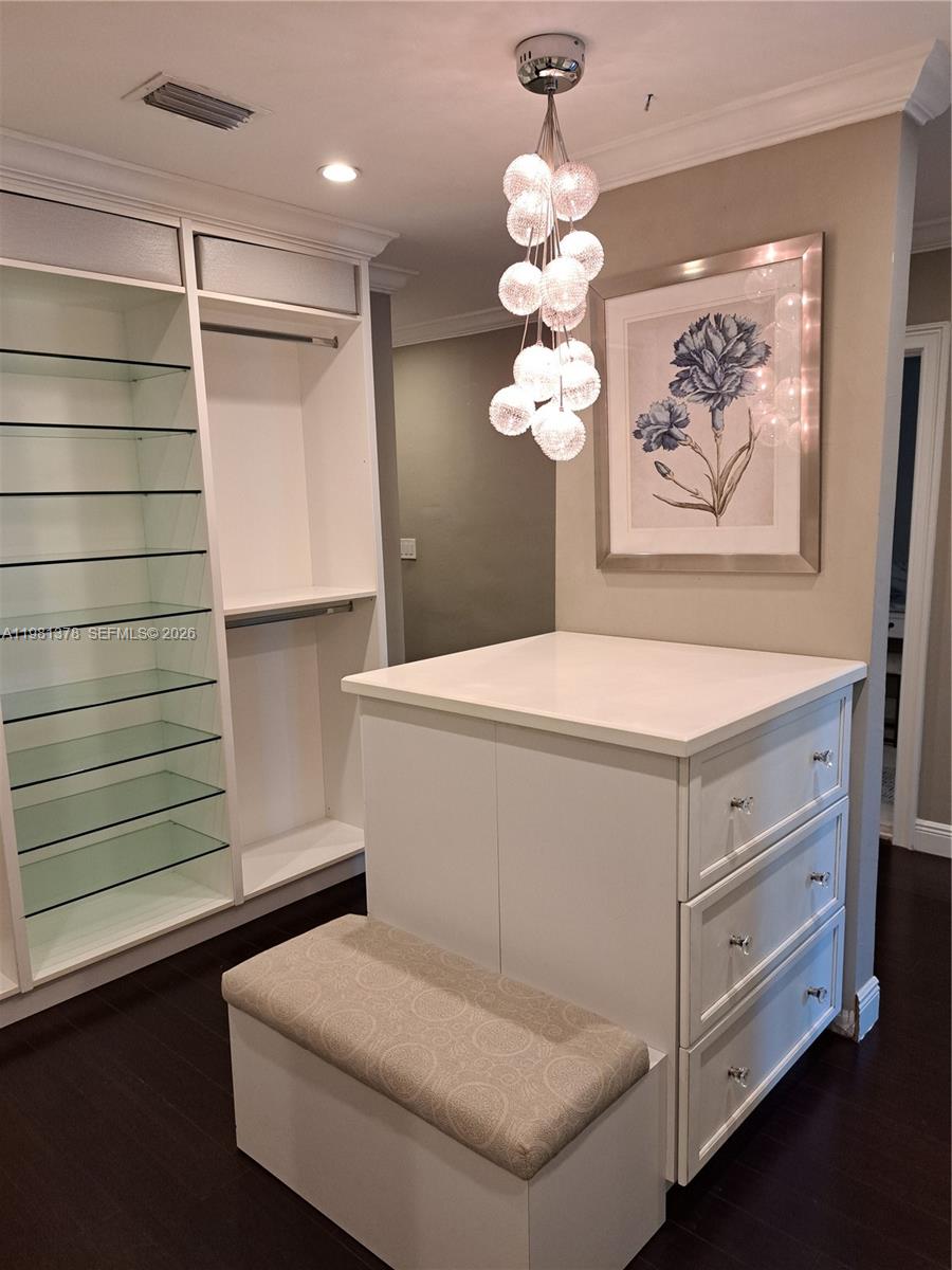 PINE SHORE SEC 1 - Residential