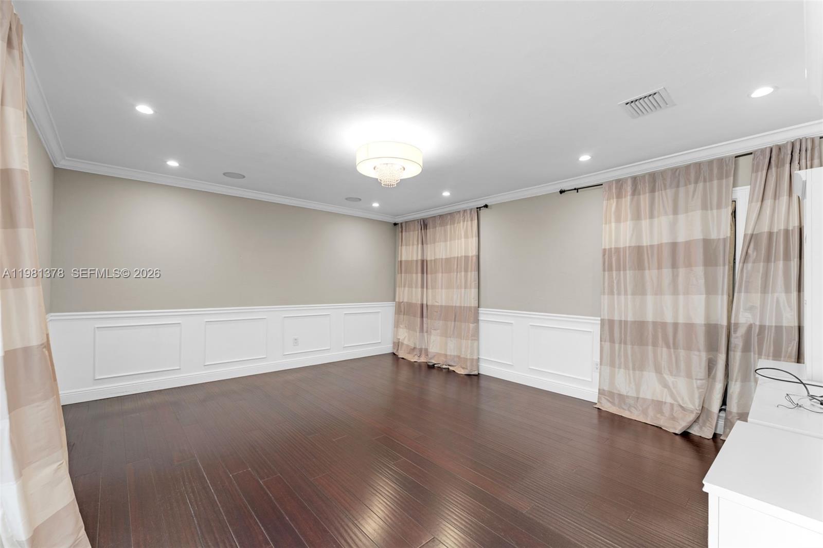 PINE SHORE SEC 1 - Residential