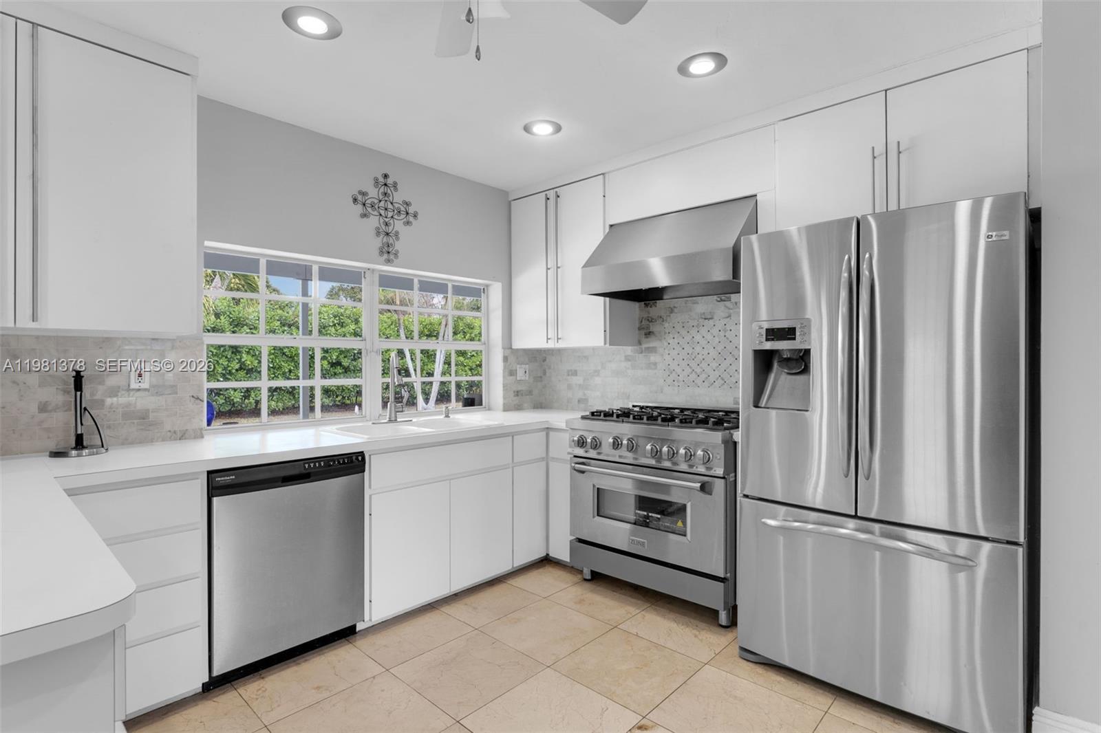 PINE SHORE SEC 1 - Residential