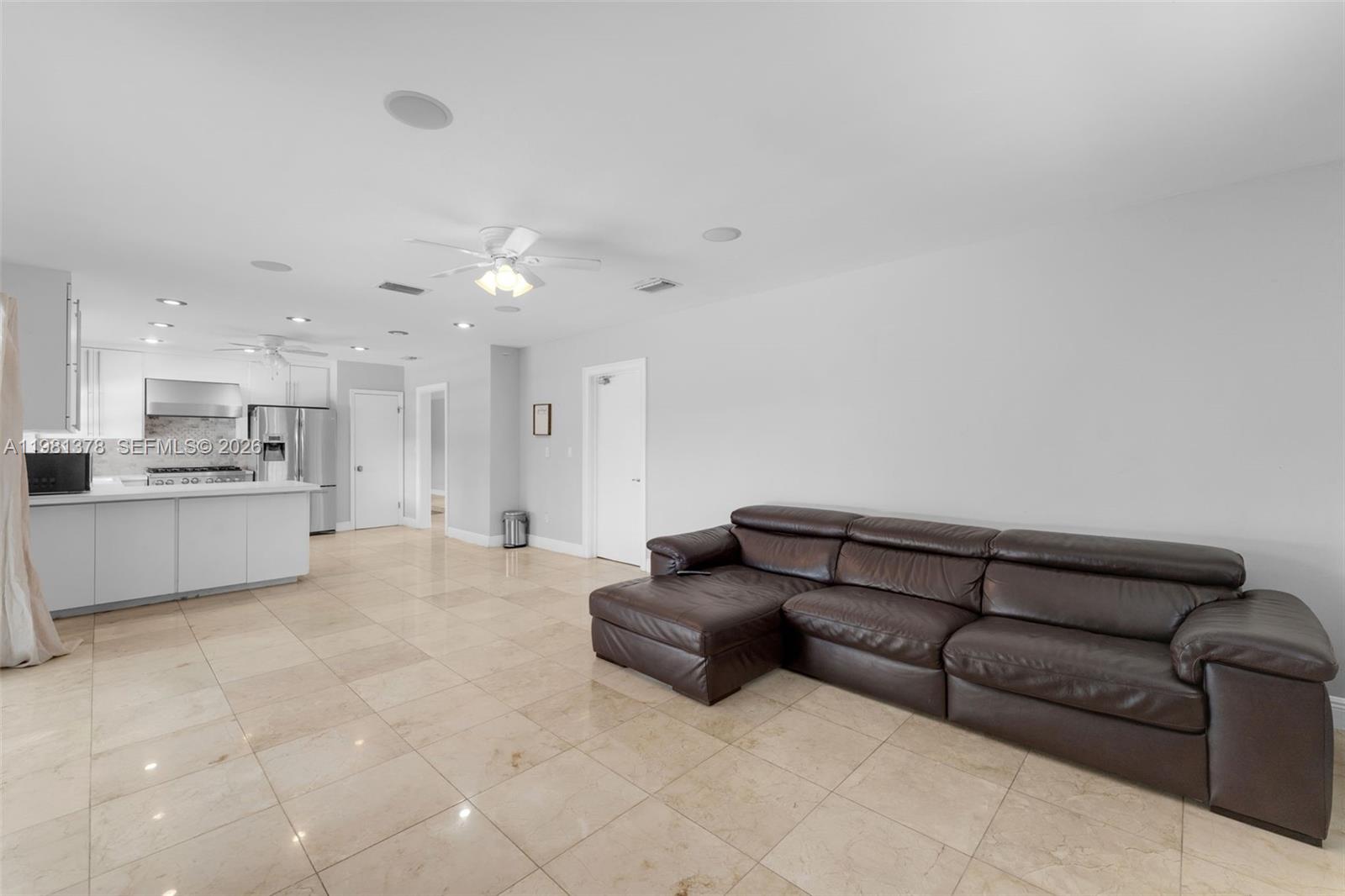 PINE SHORE SEC 1 - Residential